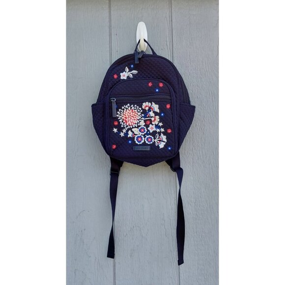 Vera Bradley Floral Embroidered Small Backpack Classic Navy Quilted Patriotic - Picture 1 of 14